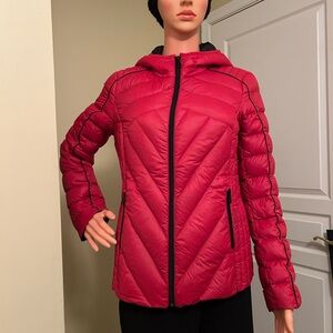 BCBGeneration Cherry Red Puffer Jacket XS